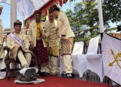 Ritual Tanah Gajah Lampung dan Injak Kepala Kerbau di Karpet Merah oleh Jokowi